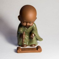 Статуэтка «Монах Шао Линь учится» № 3 - Цвета чая